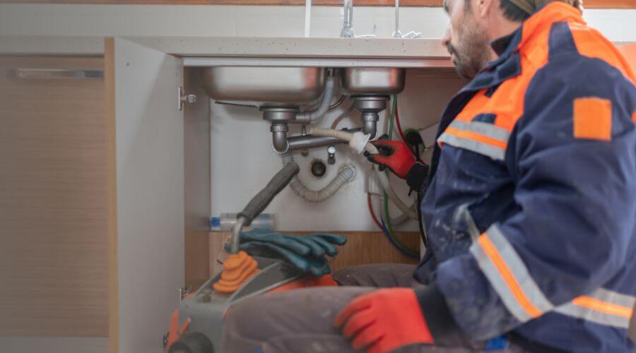 Descale Tankless Water Heater in Clements, MD